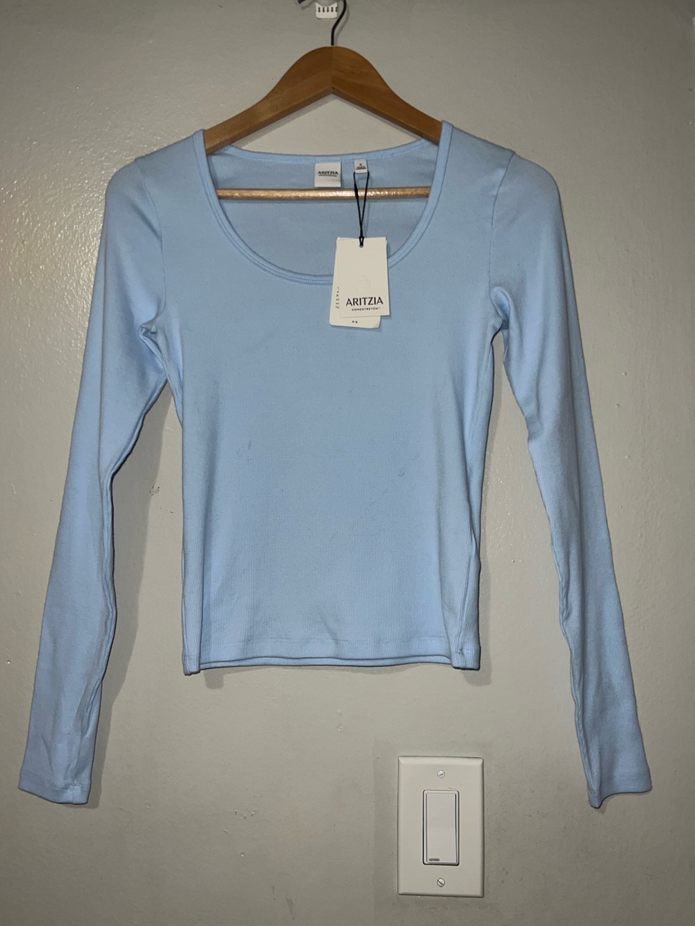 Aritzia Rib Top - Small